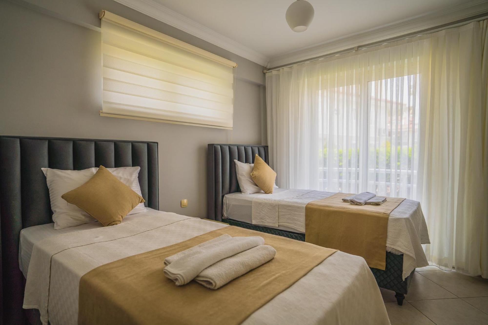 Sunset Beach Resort Aqua Lettings Fethiye Dış mekan fotoğraf