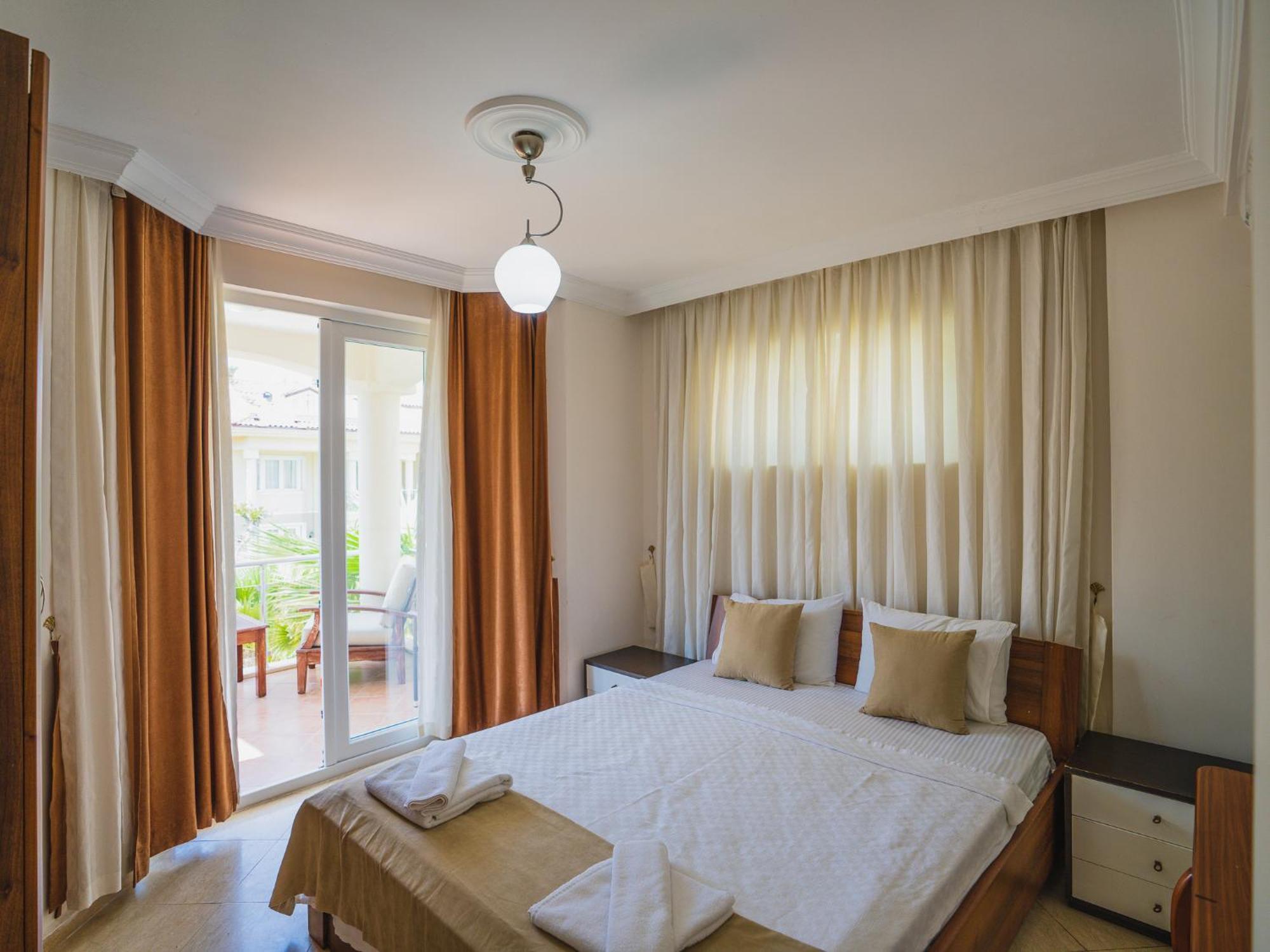 Sunset Beach Resort Aqua Lettings Fethiye Dış mekan fotoğraf