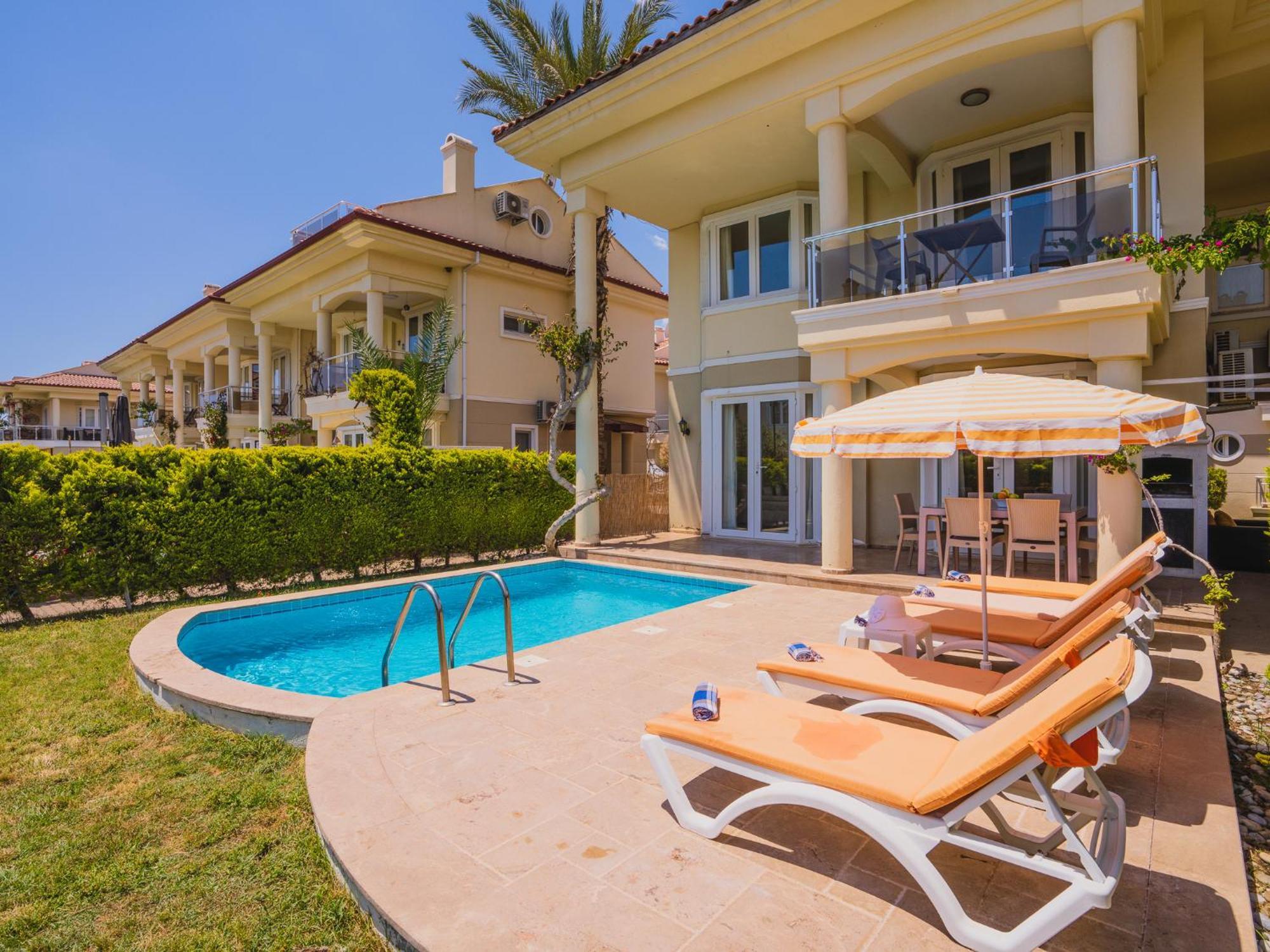 Sunset Beach Resort Aqua Lettings Fethiye Dış mekan fotoğraf