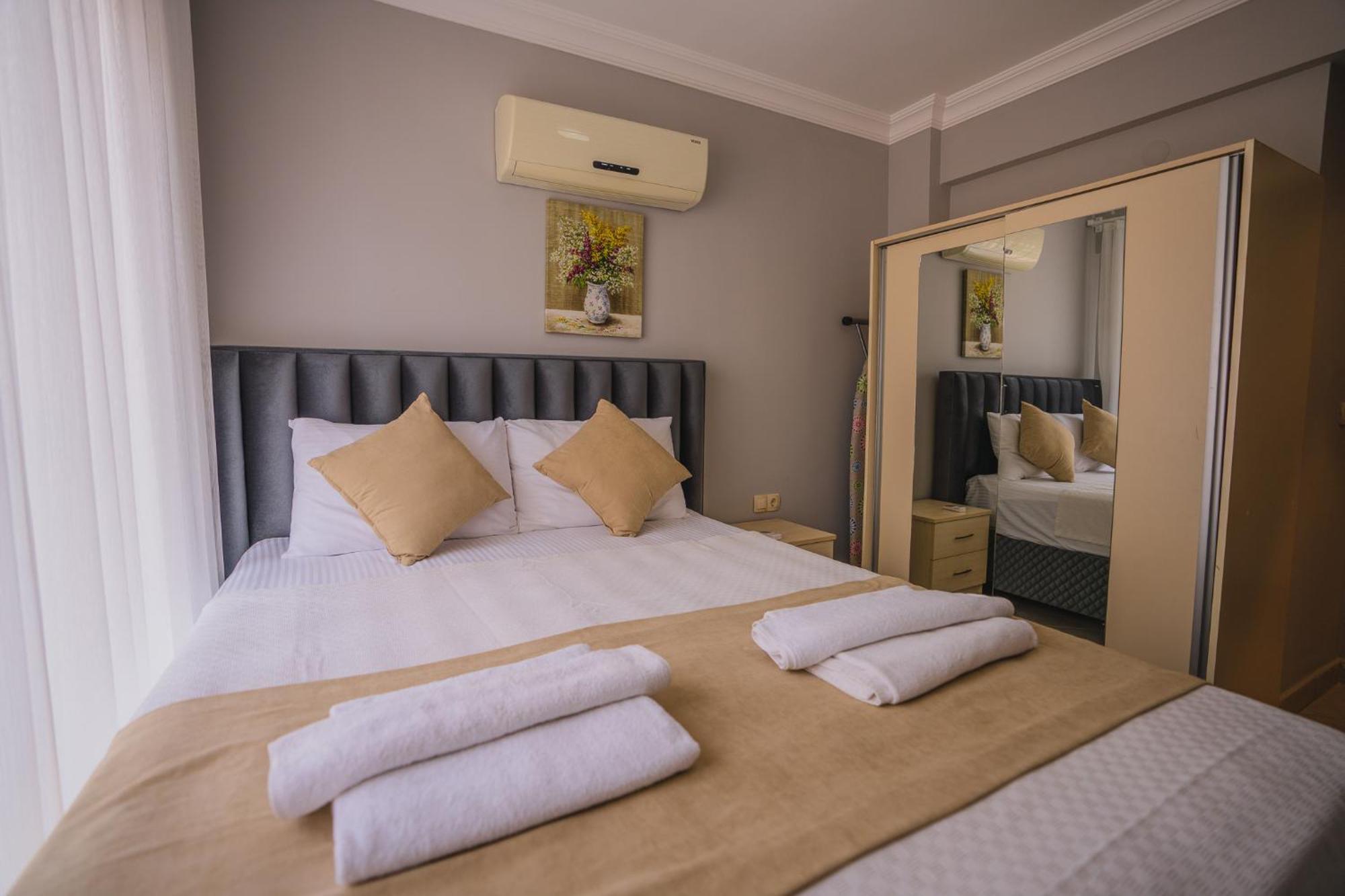 Sunset Beach Resort Aqua Lettings Fethiye Dış mekan fotoğraf