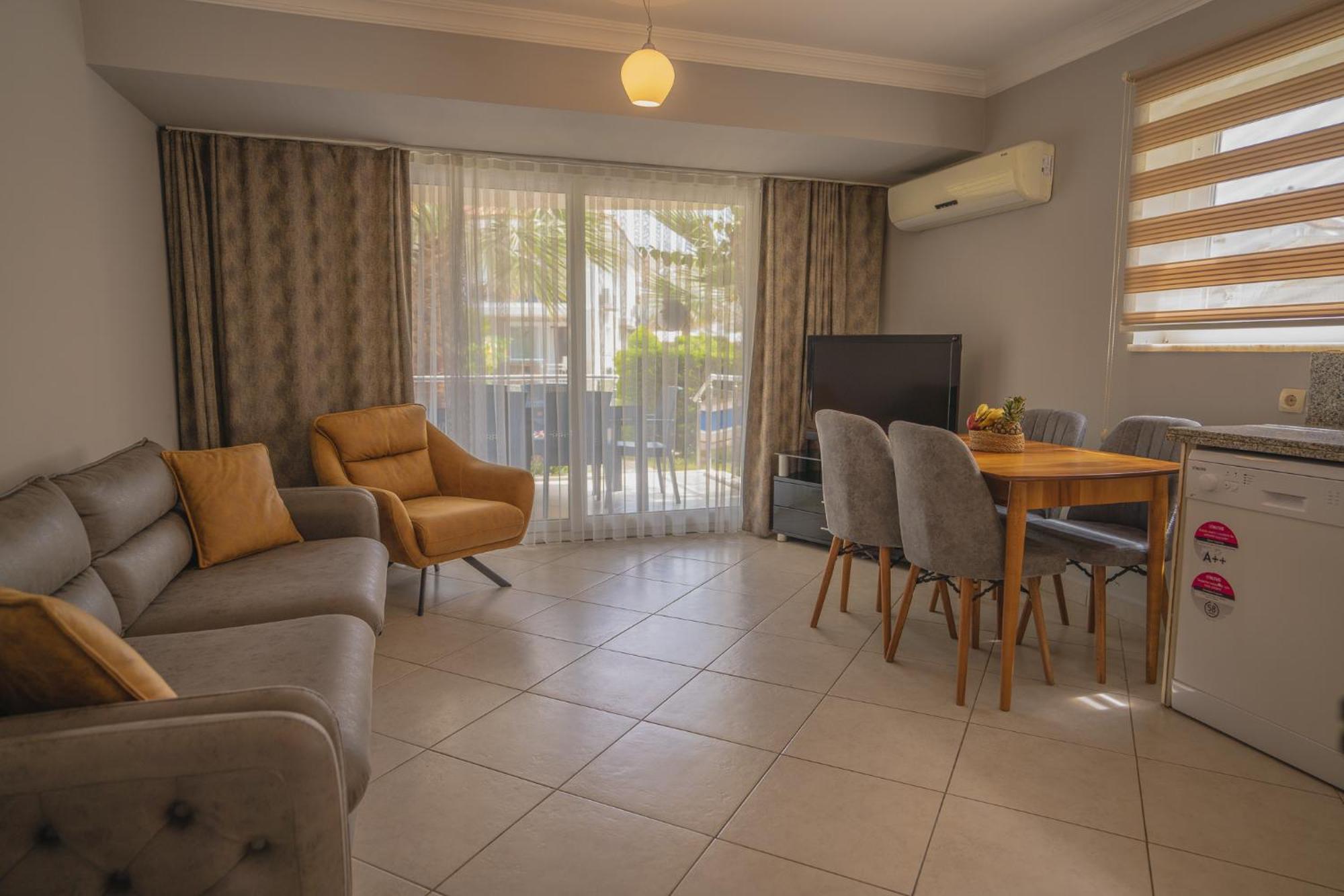Sunset Beach Resort Aqua Lettings Fethiye Dış mekan fotoğraf
