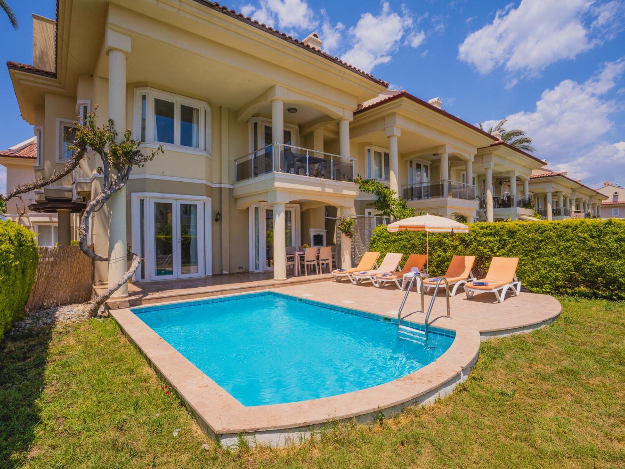 Sunset Beach Resort Aqua Lettings Fethiye Dış mekan fotoğraf