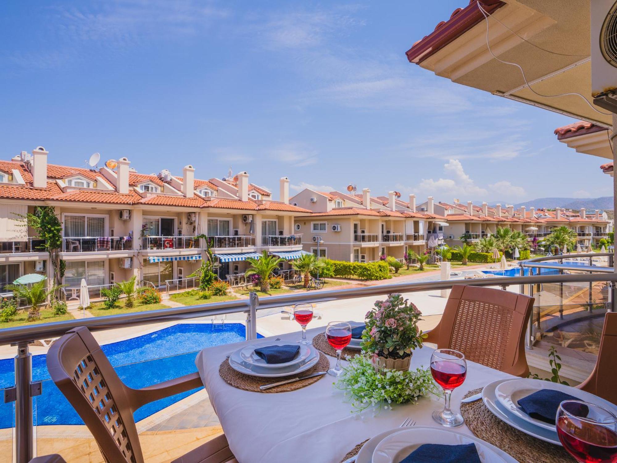 Sunset Beach Resort Aqua Lettings Fethiye Dış mekan fotoğraf