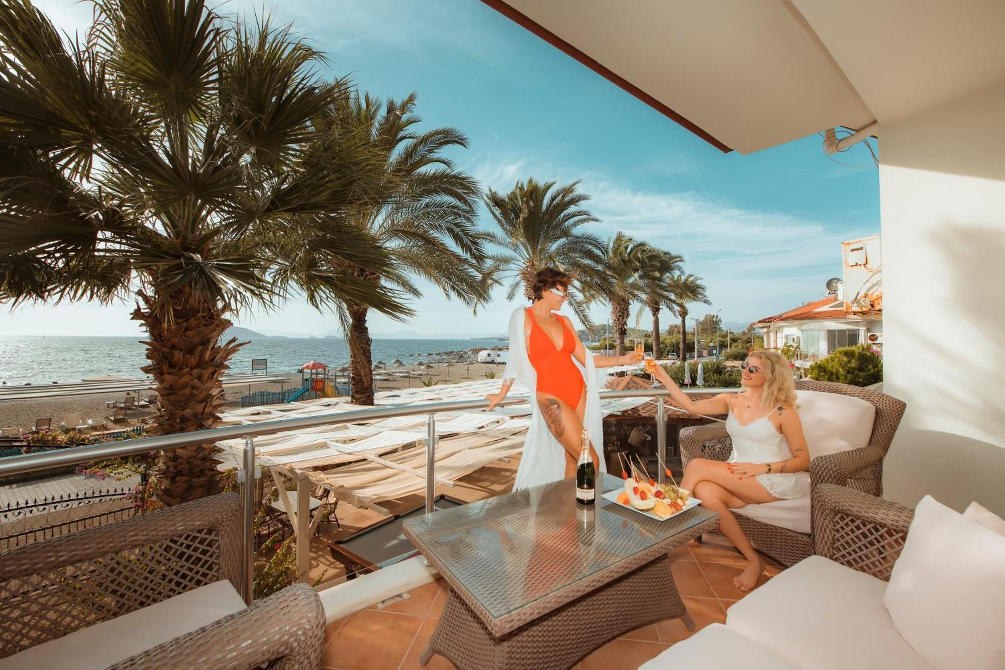 Sunset Beach Resort Aqua Lettings Fethiye Dış mekan fotoğraf